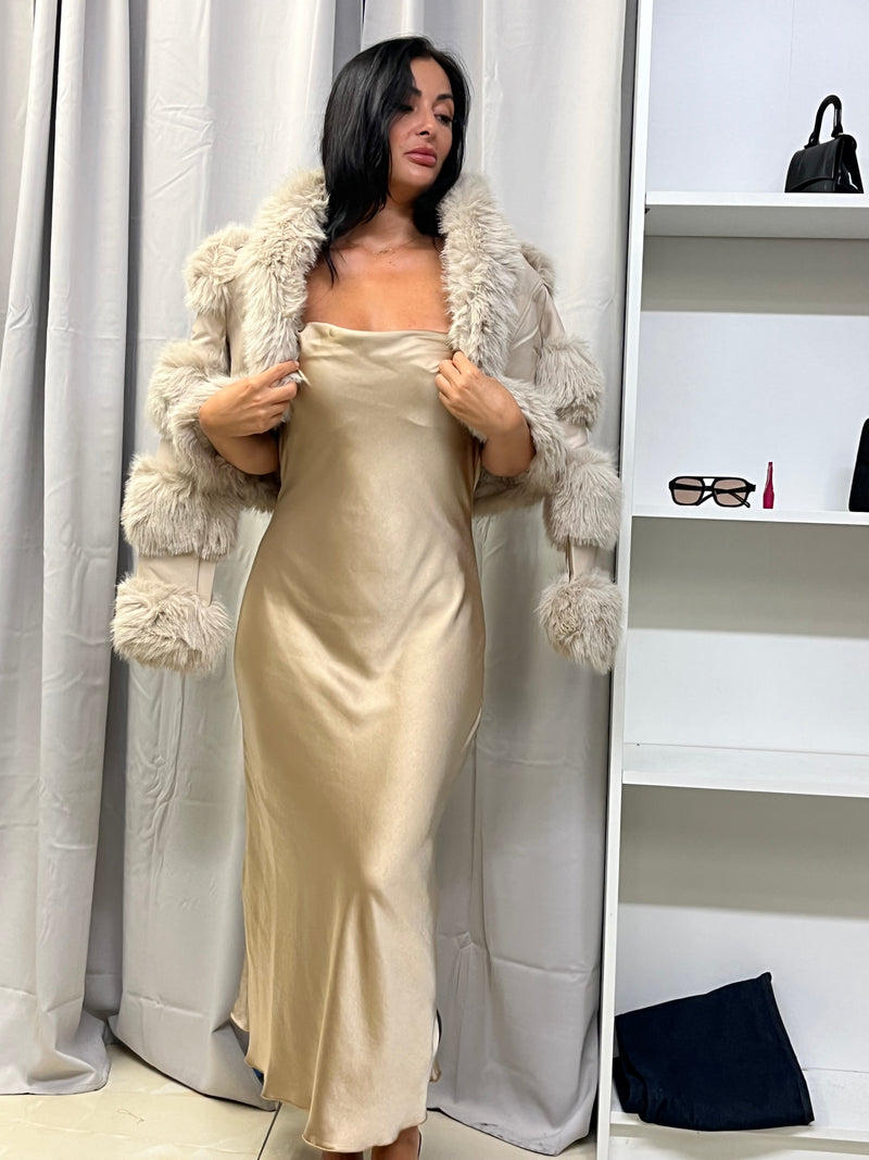 Karis fauxfur jakke