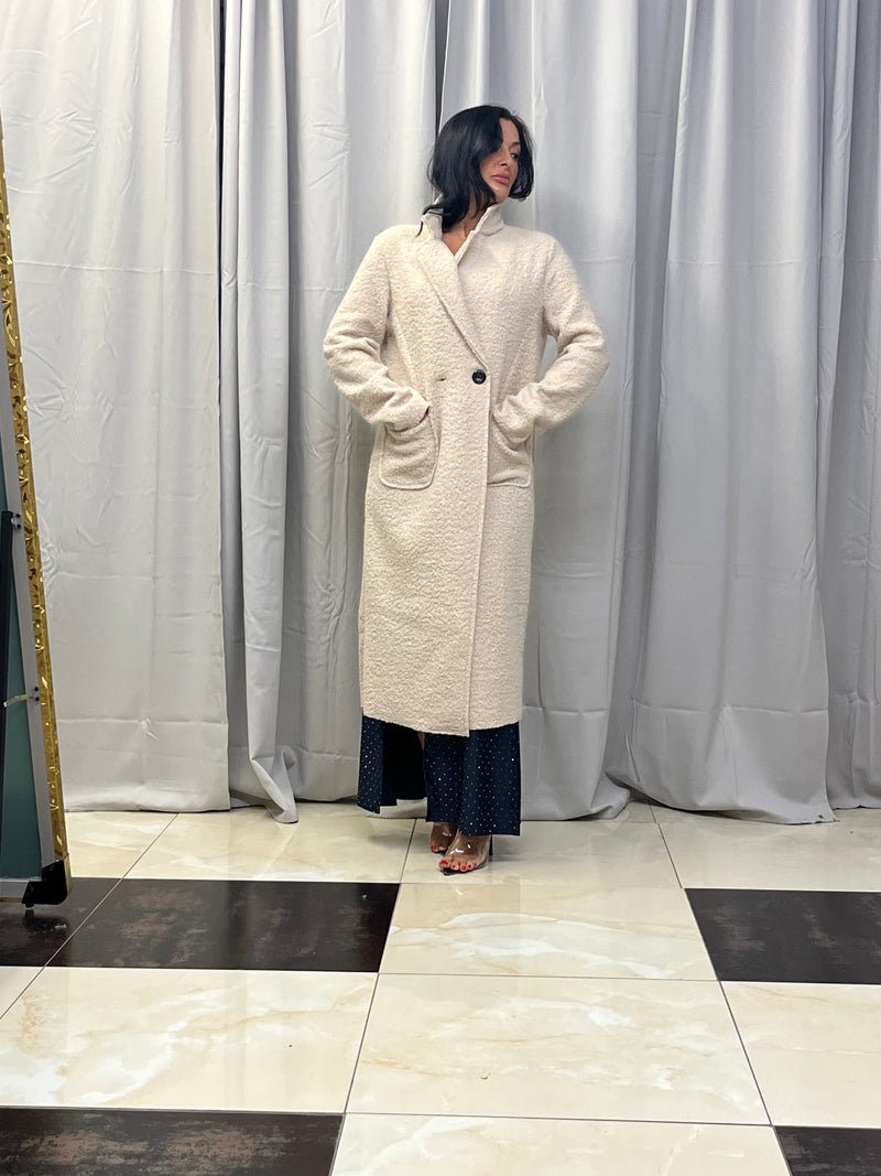 LOOKALIKE COAT