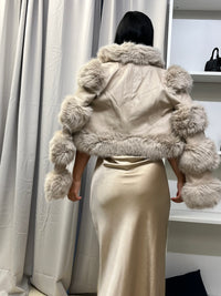 Karis fauxfur jakke