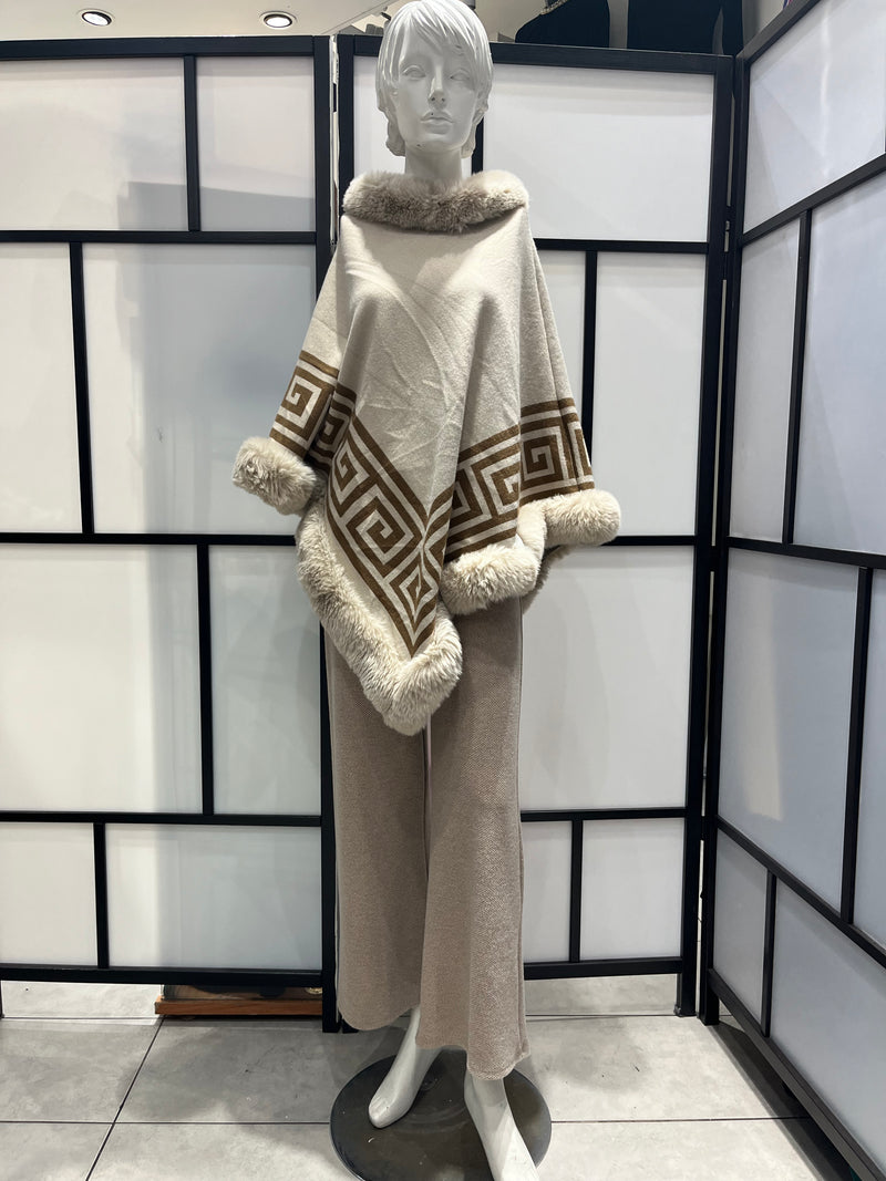 ROME PONCHO